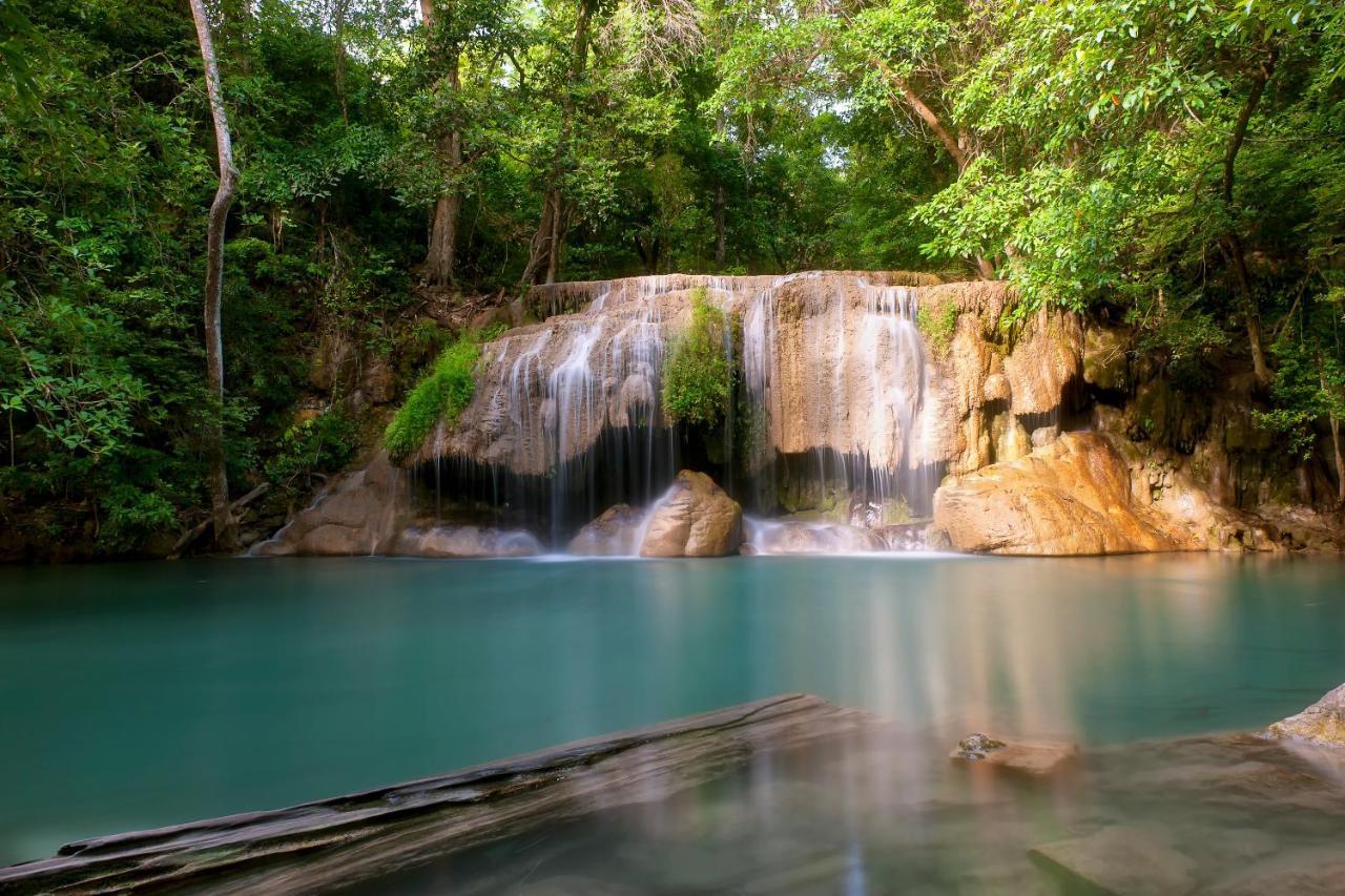 Oyo 75339 Full Frame Resort Kanchanaburi Exterior photo